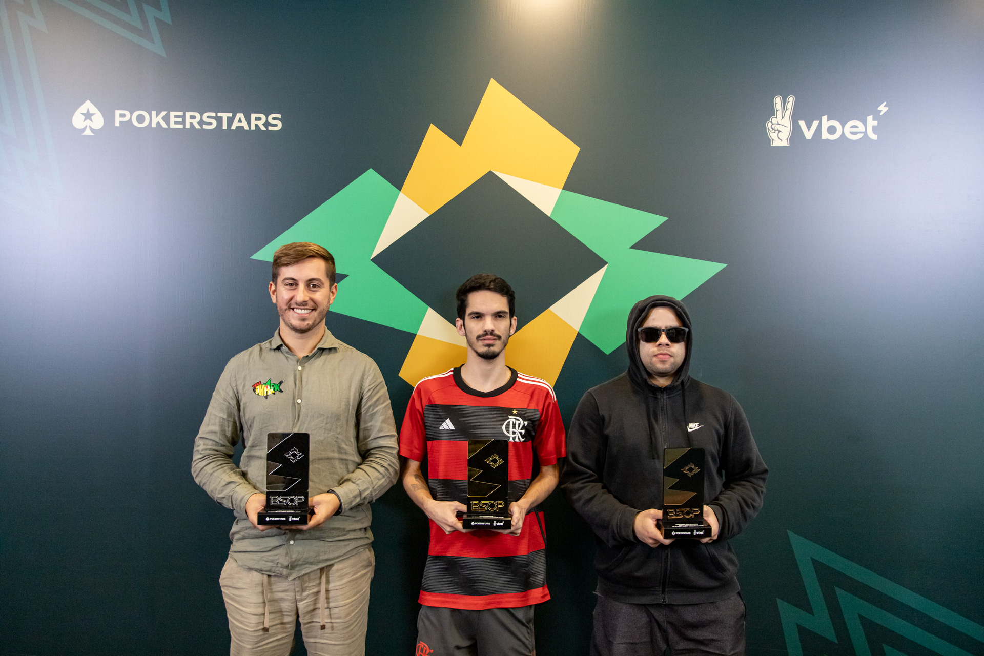 3 HANDED CAMPEAO #67 UMA MILHA - DIA FINAL-2