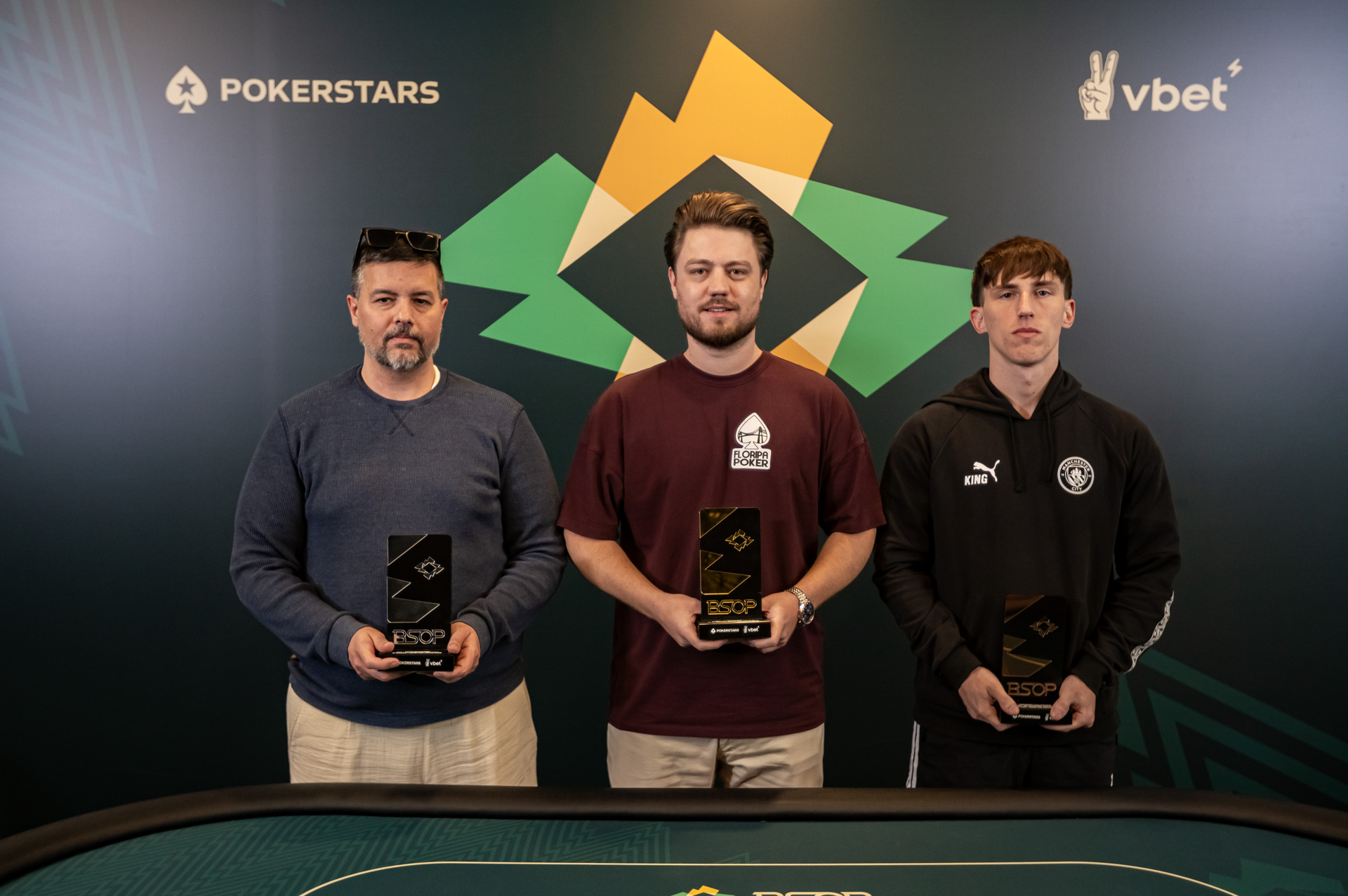 3 HANDED#68 8K MYSTERY BOUNTY - DIA FINAL-2