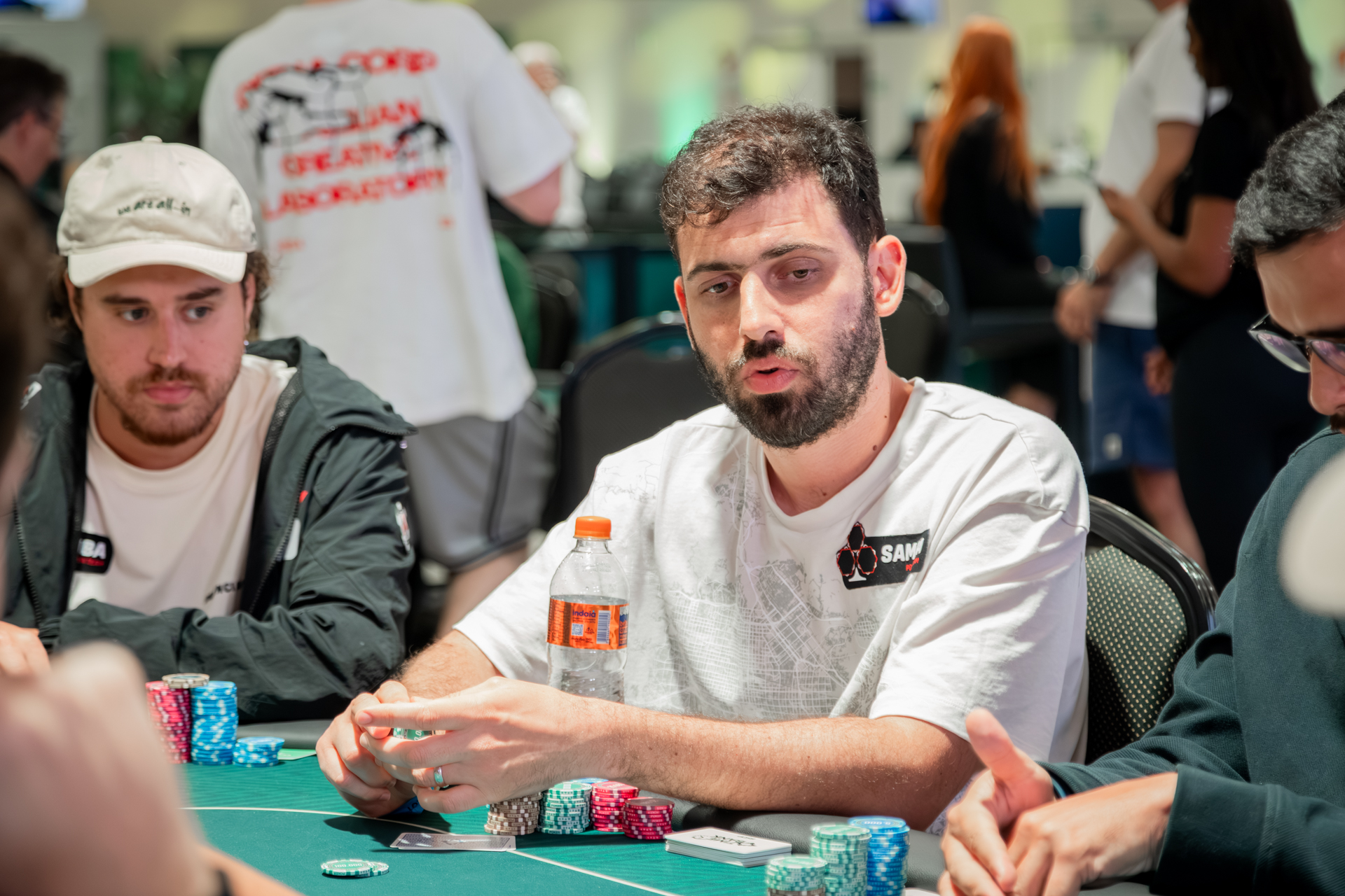 Hélio Neves chip leader do Grand High Roller do BSOP Summer