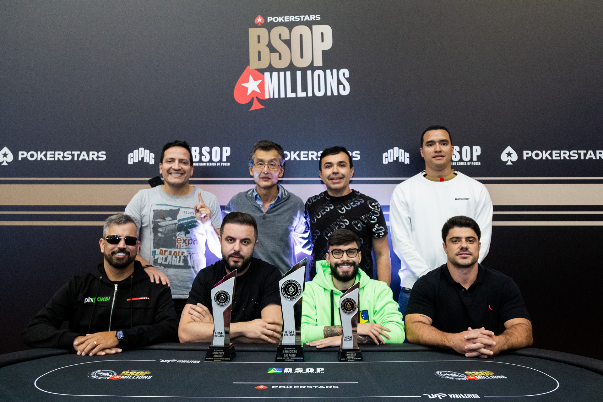 Mesa final - EV70 - PLO5 1-Day High Roller Progressive KO-4