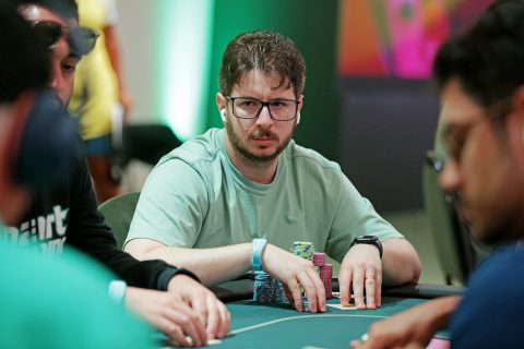 Aloísio Dourado comenta sobre a disputa do ranking de Campeão Brasileiro de Poker: "estão deixando a gente sonhar"