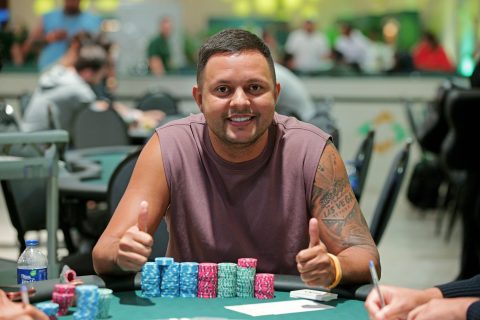 Weverton Martins puxa a fila entre os classificados no Mini Championship do BSOP Summer