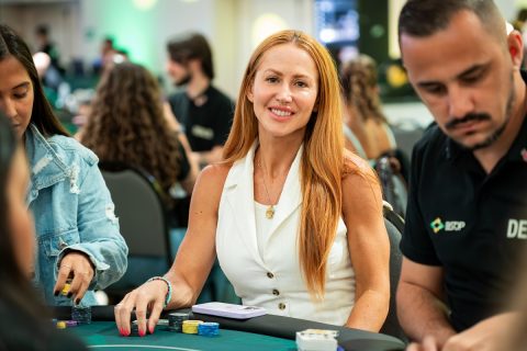 Lais Longo está em busca do tricampeonato no Ladies do BSOP Summer