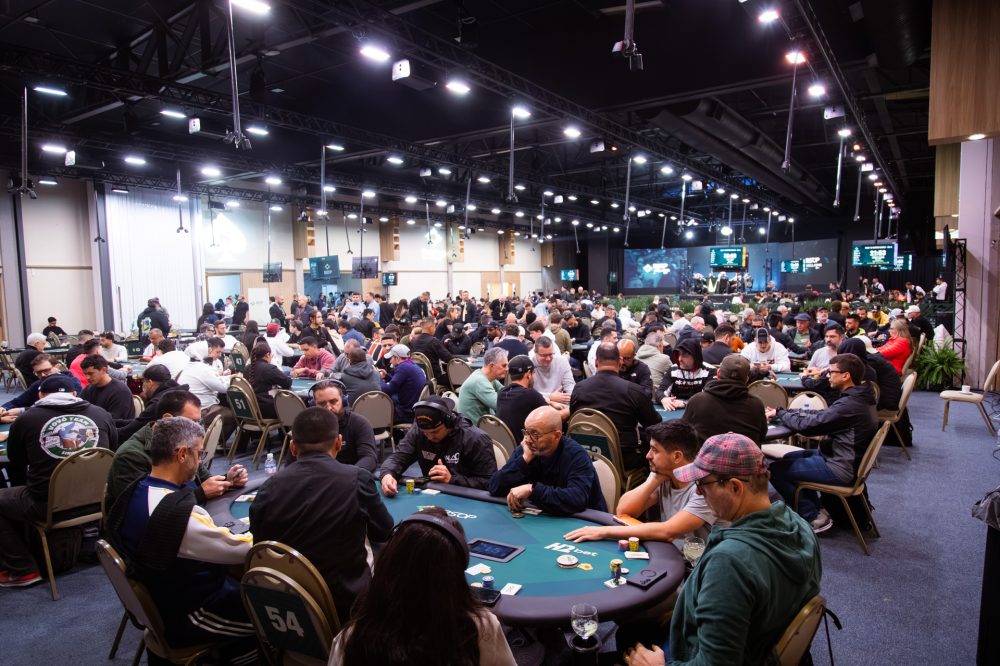 Start-Up Mystery Bounty do BSOP Floripa explode e mais de 100 jogadores disputam o Dia Final neste sábado