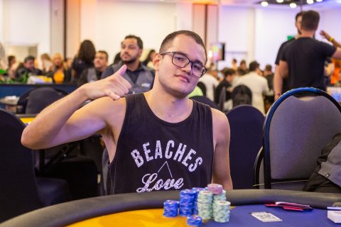 Colombiano tem grande vantagem para os demais adversários na decisão