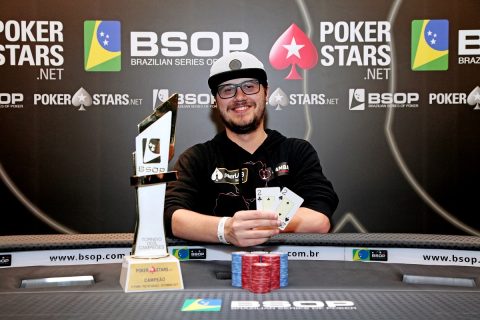 Kelvin Kerber foi o campeão do Torneio dos Campeões do BSOP100