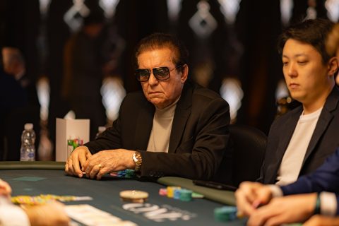 Antonio Santichio somou mais fichas no Dia 1 do torneio