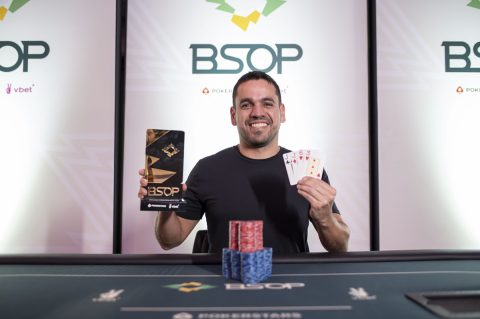 Alex Manzano, campeão do Night Turbo Omaha PKO