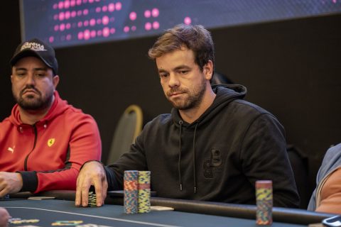 Felipe Pfeifer, chip leader do Dia 1G do Main Event