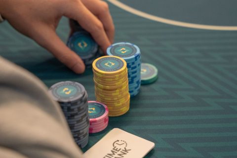 José Guilherme empilhou fichas no Dia 1B do Monster Stack