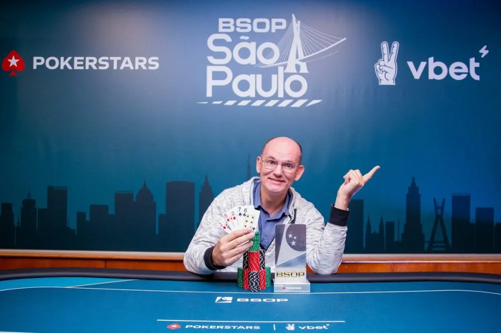 Fabio Pires dá show no Omaha Dealers Choice