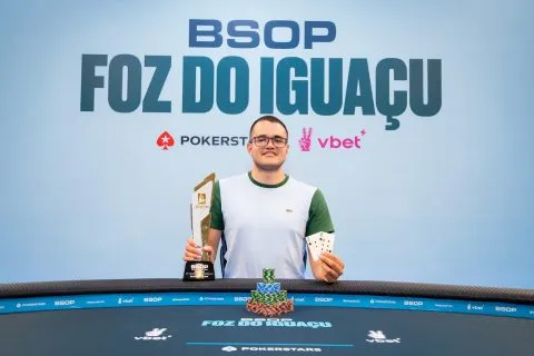Carlos Serrano campeão do 25K Super High Roller do BSOP Foz